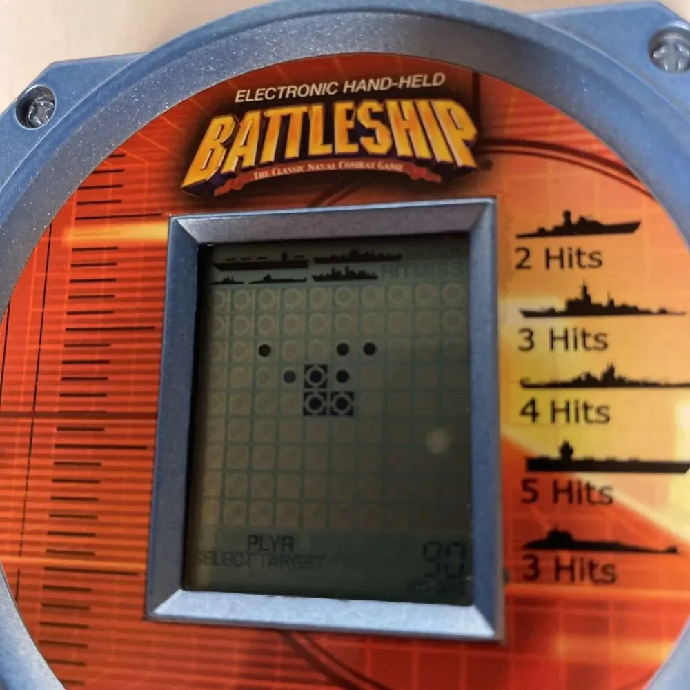 Battleship Electronic Handheld Game Pocket Size Milton Bradley (Hasbro, 2002)